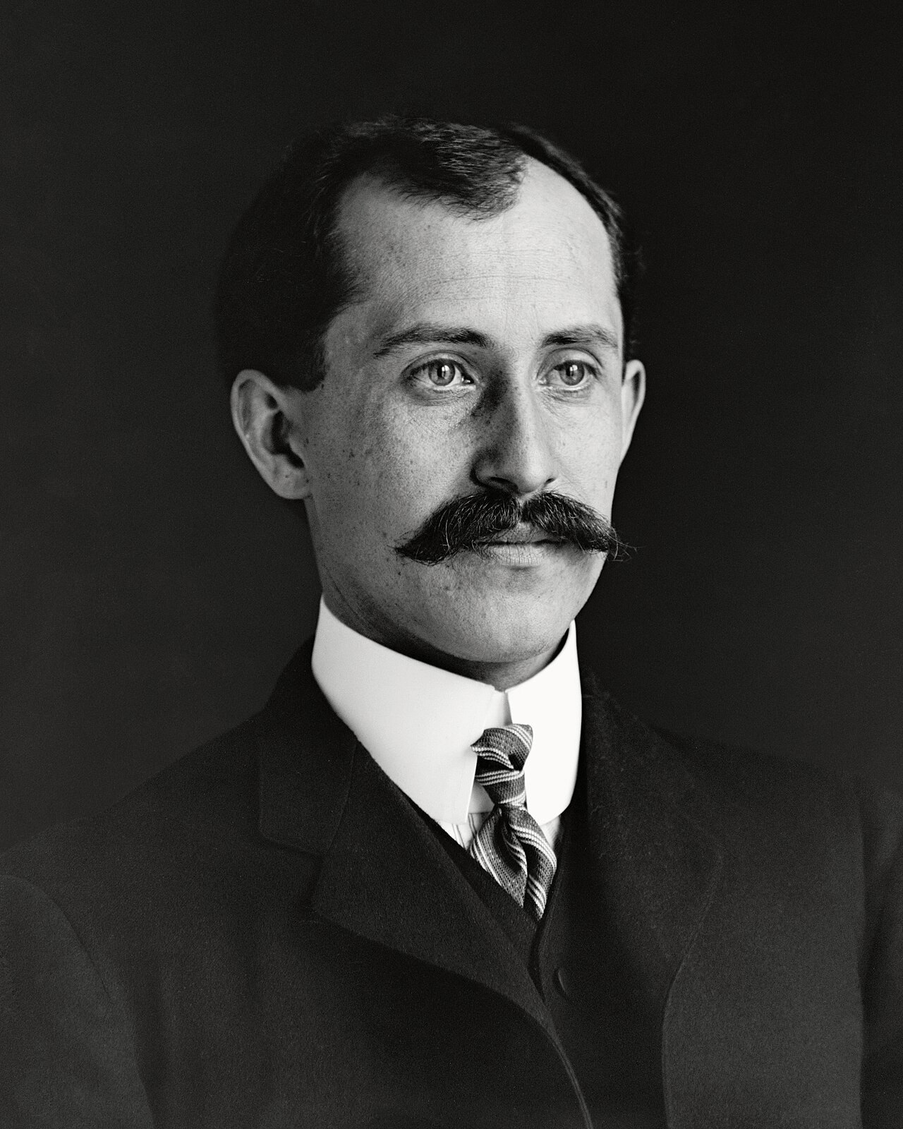 Portrait of Orville Wright taken in 1905