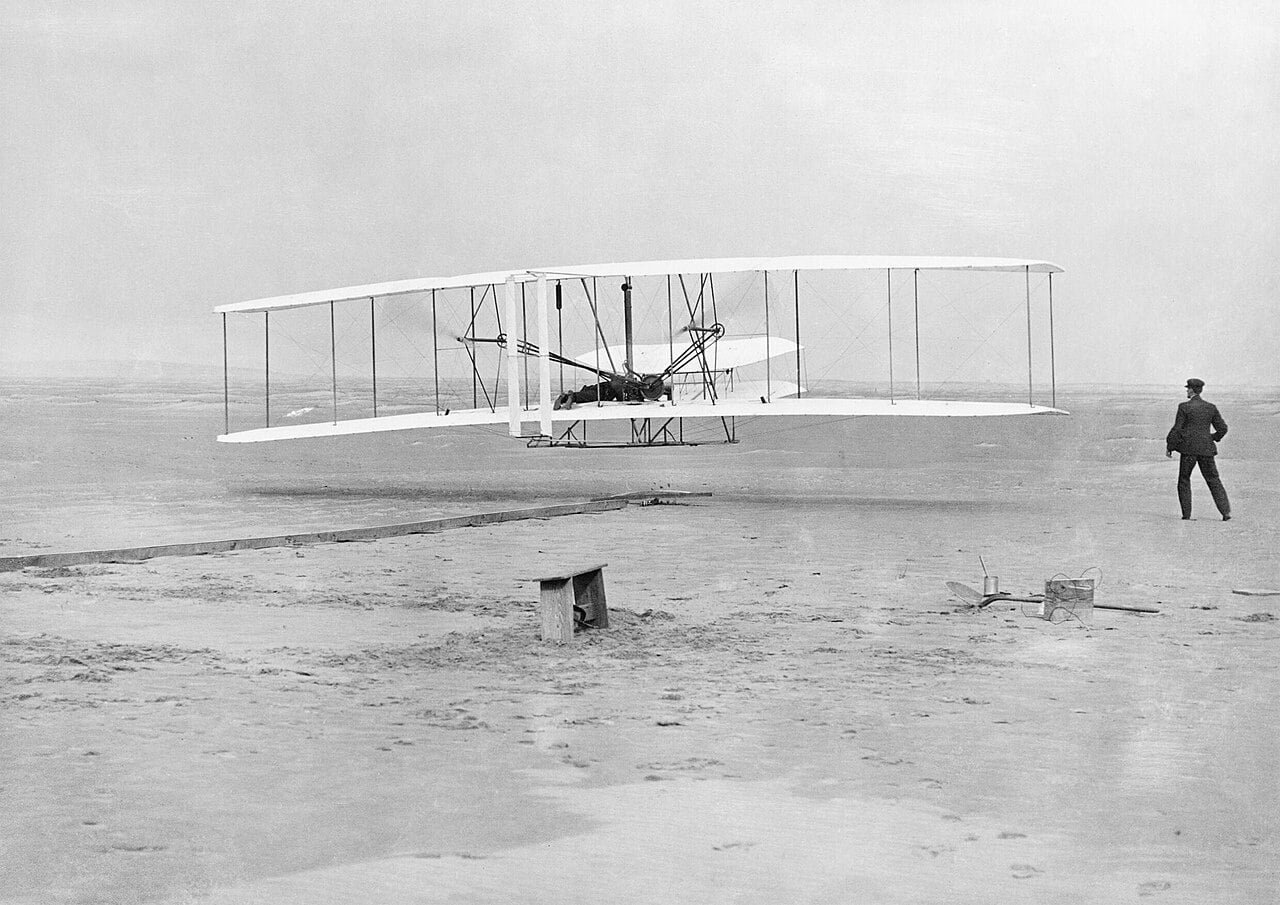 John T. Daniels famous photograph of first powered flight December 17 1903