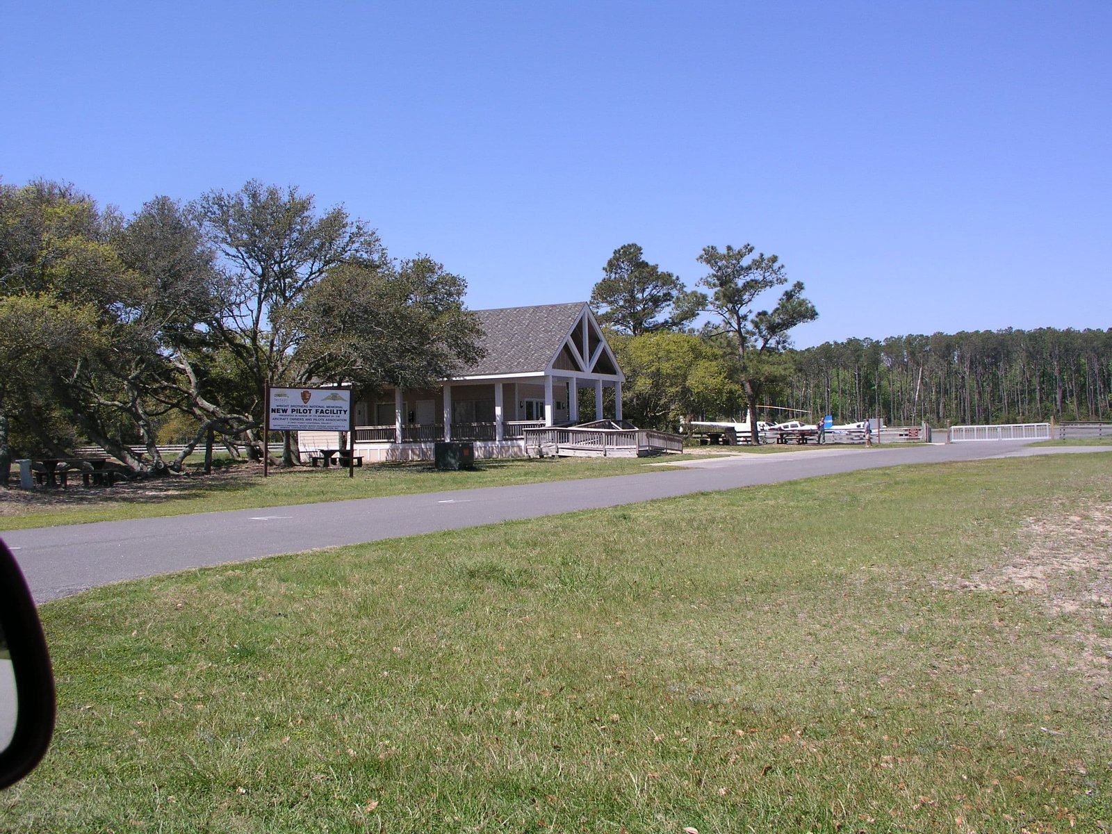 New pilots facility at KFFA